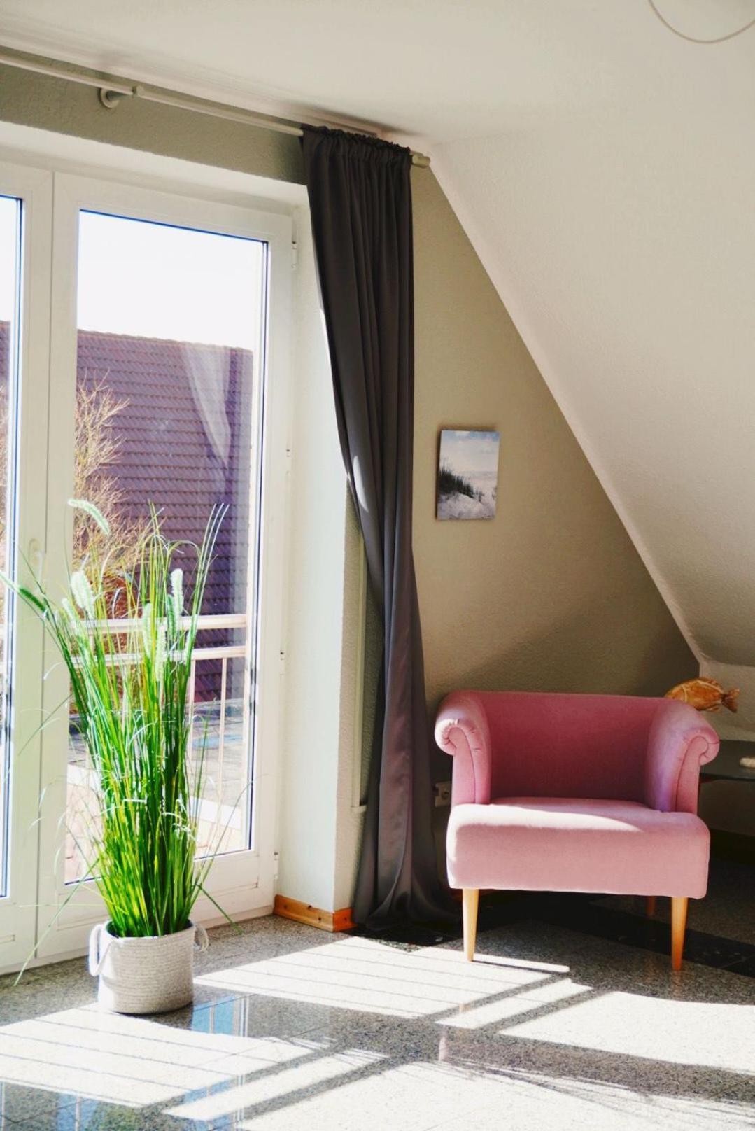 Ferienwohnung Koeoek II - Der Strand Ist Zum Greifen Nah.... Neuharlingersiel Exteriör bild